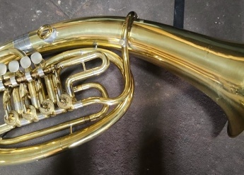poz.61_Sakshorn_barytonowy_B_Amati.jpg 
