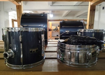 poz.71_Zestaw_perkusyjny_Pearl_jazz_ELX22D50.jpg 