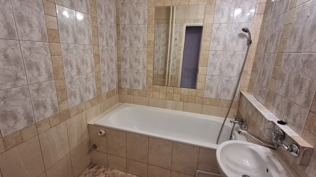 691f907e3200b_20250930_105002 