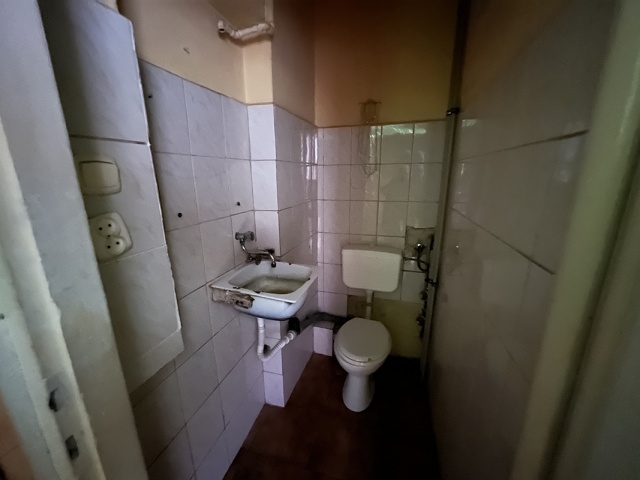 6942e26b663c8_9 