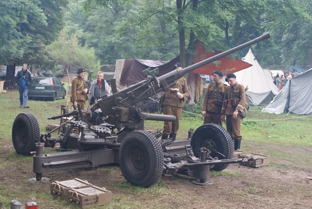 VI Zlot Grup Rekonstrukcyjnych i Historycznych Pojazdów Wojskowych „Strefa Militarna” 