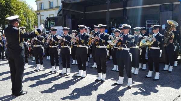 AMW podczas obchodów święta Wojska Polskiego | fot. OR AMW Gdynia 