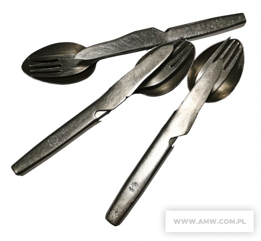 Niezbędnik 3 - dzielny stalowy  