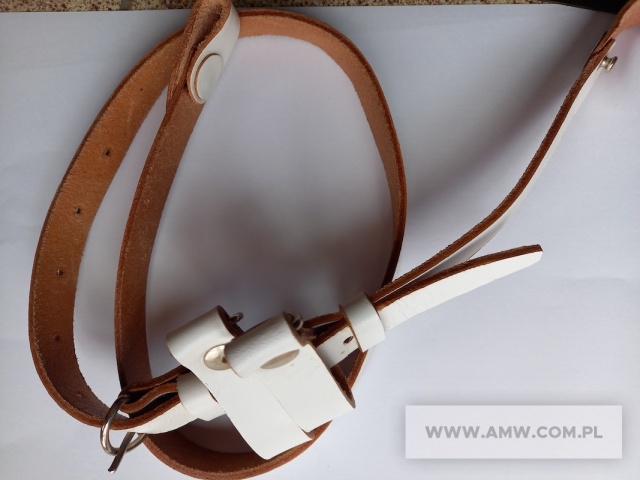 Koalicyjka koloru białego  