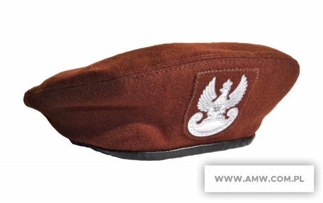 Beret kolor brązowy 