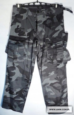 Mundur pracownika ochrony ze spodniami do półbutów 