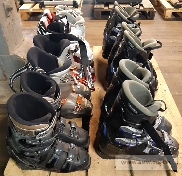 Buty narciarskie zjazdowe (roz. 25 / 26 / 27,5 / 28,5) SALOMON, TECHNICA  