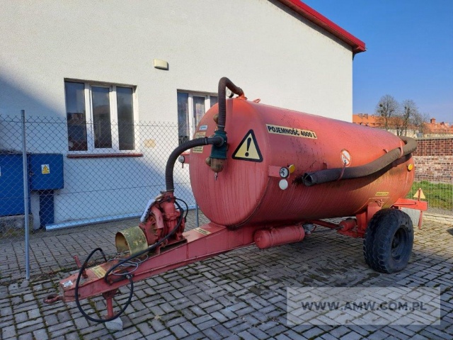 Przyczepa asenizacyjna T-507 1-os. (niekompletna) 