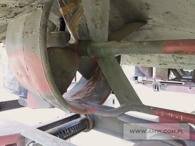 Kuter holowniczy KH-200 na przyczepie 2-os. PKH-200 (ład. 4,2 t) 