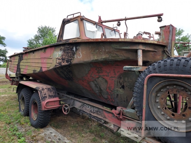 Kuter holowniczy KH-200 na przyczepie 2-os. PKH-200 (ład. 4,2 t) 