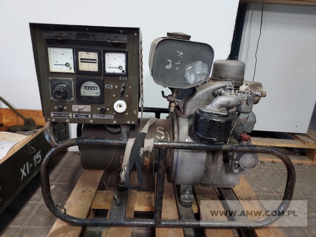 Zespół spalinowo-elektryczny PAB-2-1-230/R (2 kW, 230 V, 50 Hz) na ramie 