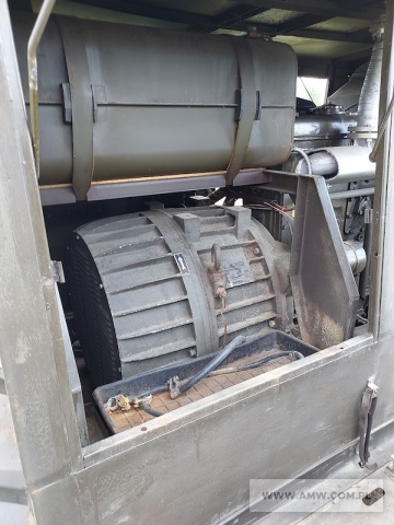 Zespół spalinowo-elektryczny PAD-20-3/400/P1 (20 kW, 380 V, 50 Hz) na przyczepie 1-os. (ładowność 1,5 t) 