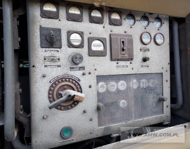 Zespół spalinowo-elektryczny PAD-30-3/400/P1 (30 kW, 380 V, 50 Hz) na przyczepie 1-os. (ładowność 1,5 t) 