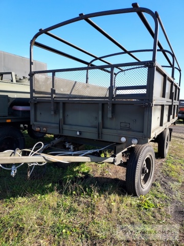 Przyczepa transportowa średniej ładowności D-46 (ładowność 3500 kg) 
