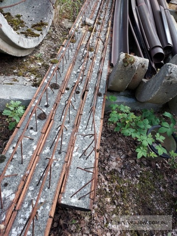 Elementy budowlane - pakiet zawierający 12 poz. asort. (wg oddzielnego wykazu), w tym m.in.: belki stropowe, dwuteownik, pustaki stropowe itp. 