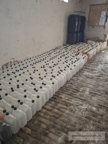 Zużyte opakowania zawierające pozostałości substancji niebezpiecznych lub nimi zanieczyszczone (zużyte pojemniki po produktach mps: metalowe – 1.501 kg, plastikowe – 1.599 kg) /kod odpadu 15 01 10*/ 