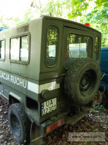 Samochód ciężarowo-osobowy wysokiej mobilności HONKER 2000 