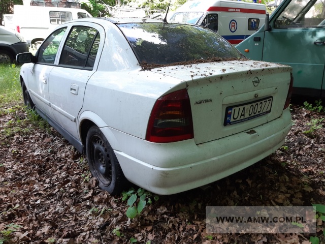 Samochód osobowy OPEL ASTRA II 1.4 