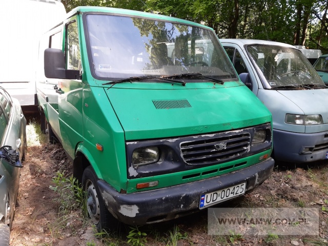 Mikrobus LUBLIN 3314 2,4 4TC90 (brak lewego lusterka, uszkodzona podsufitka) 