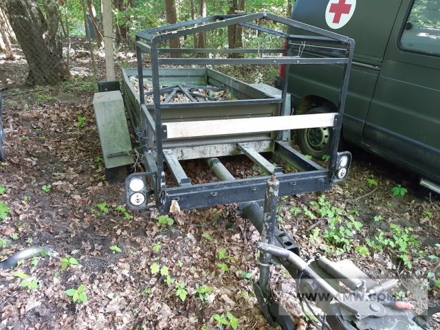 Przyczepa transportowa małej ładowności NIEWIADÓW B1 1500 13B (ładowność 900 kg) 