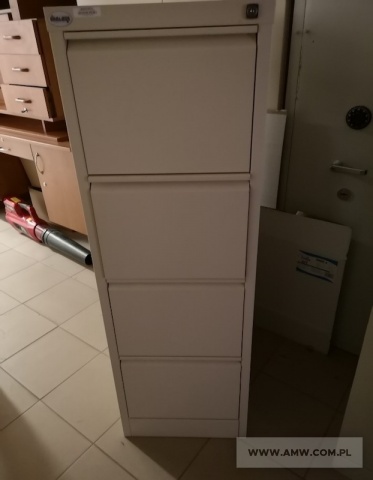 Szafy metalowe - pakiet zawierający 6 szt. (wg oddzielnego wykazu) 