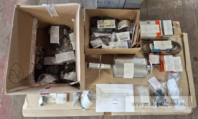 Techniczne środki materiałowe do POLONEZA, URSUSA, ŻUKA, NYSY, STARA 660 i wózka widłowego - pakiet zawierający 38 poz. asort. (wg oddzielnego wykazu), w tym m.in.: cylinderki hamulcowe, paski klinowe, szczotko trzymacz, świece zapłonowe, zestawy naprawcze itp. 
