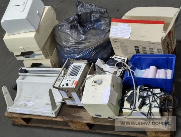 Sprzęt medyczny - pakiet zawierający 22 poz. asort. (wg oddzielnego wykazu), w tym m.in.: aparat do diatermii, przyrząd ssący elektryczny itp. 