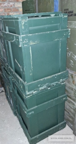 Skrzynie i opakowania drewniane różne (831 szt.) - pakiet zawierający 23 poz. asort. (wg oddzielnego wykazu), w tym m.in.: opakowania ramowe do PW-ŁWD, skrzynie drewniane do ładunków prochowych, skrzynie drewniane do petard, skrzynie drewniane do 125NB A-D 81 itp. 