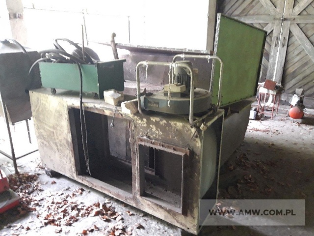 Sprzęt warsztatowy (z demontażu) - pakiet zawierający 15 poz. asort. (wg oddzielnego wykazu), w tym m.in.: kompresor 24 l, piła tarczowa do drewna TPSE, tokarka uniwersalna, wiertarka pozioma D-07 