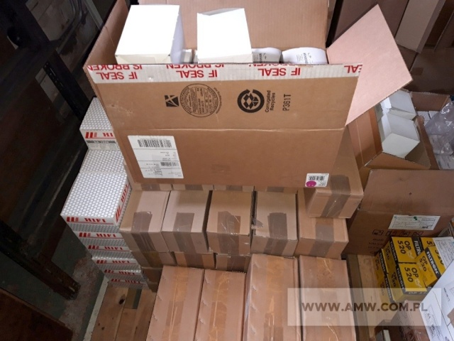 Filtry do silników spalinowych - pakiet zawierający 22 poz. asort. (wg oddzielnego wykazu), w tym m.in.: filtr oleju MX0526, filtr paliwa MXK31010X, filtr paliwa A PD-4-1, filtr powietrza MX20301200 itp. 