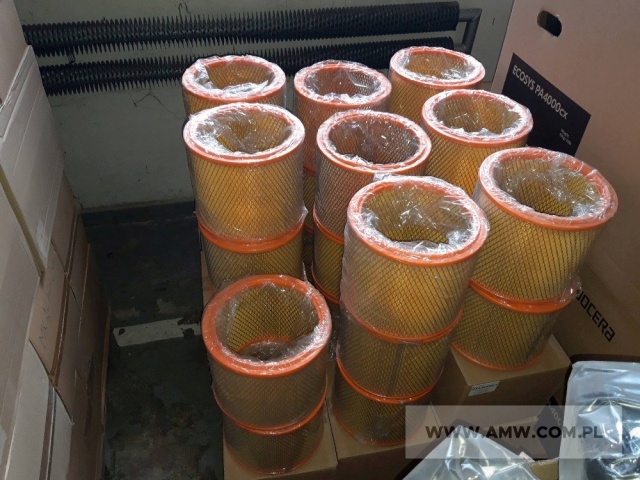 Filtry do silników spalinowych - pakiet zawierający 22 poz. asort. (wg oddzielnego wykazu), w tym m.in.: filtr oleju MX0526, filtr paliwa MXK31010X, filtr paliwa A PD-4-1, filtr powietrza MX20301200 itp. 