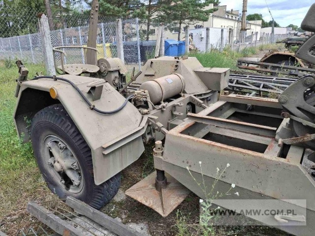 Trak ciężki GKT-60M z silnikiem spalinowym SW-226 (z częściowym wyposażeniem) 