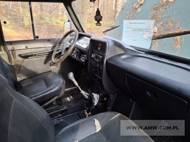 Samochód ciężarowo-osobowy wysokiej mobilności HONKER 2000 (bez wyciągarki) 