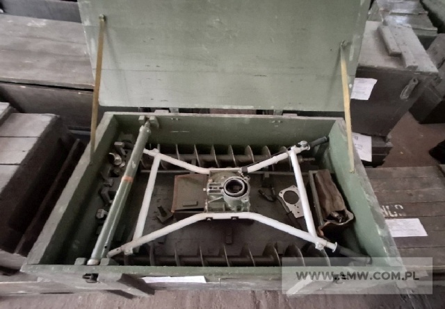 Zestaw do wierceń w gruncie, pakiet zawierający 2 poz. asort., w tym: piła spalinowa HUSQVARNA 357 XP, zestaw wiertniczy do piły HUSQVARNA 357XP (z częściowym wyposażeniem) 