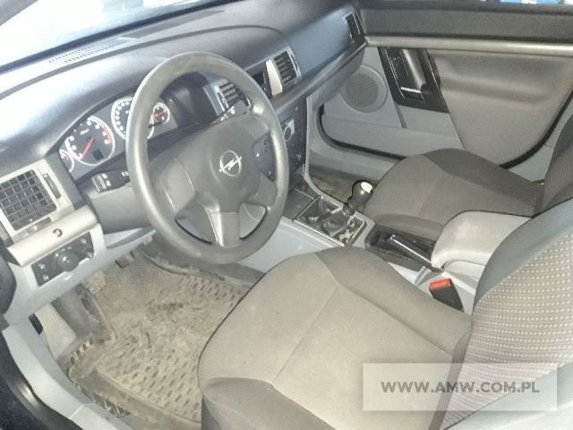 Samochód osobowy OPEL VECTRA II 1.8 