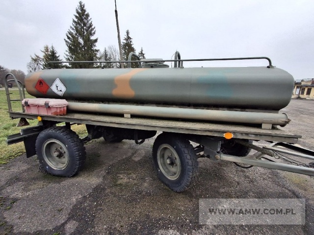 Cysterna paliwa na przyczepie D46A CP 4 (pojemność 4 m3) 