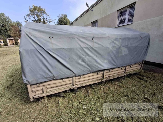 Skrzynie ładunkowe z opończą (STAR 200) - pakiet zawierający 2 poz. asort., w tym: skrzynia ładunkowa 660.00.301 - 2 szt., opończa 673.08.240 - 2 szt. 