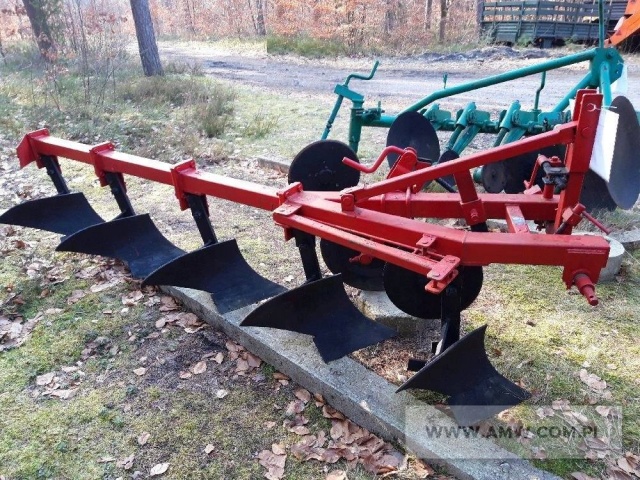 Pług 5-skibowy UO37 