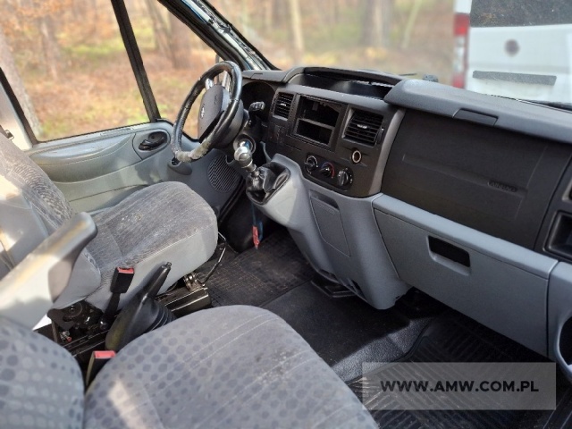 Mikrobus FORD TRANSIT V185 