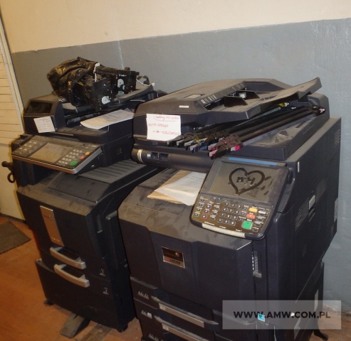 Sprzęt informatyczny - pakiet zawierający 200 poz. asort. (wg oddzielnego wykazu), w tym m.in.: komputery (bez dysków twardych), monitory, urządzenia wielofunkcyjne itp. 