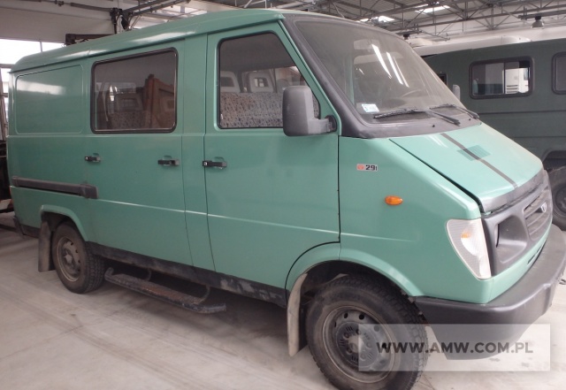 Samochód ogólnego przeznaczenia małej ładowności LUBLIN-3324 