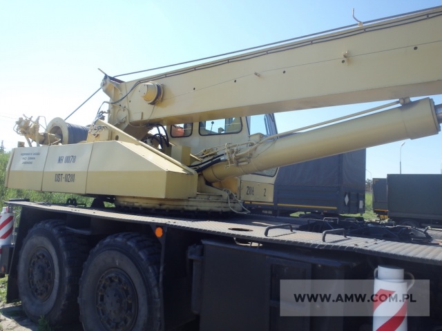 Żuraw samojezdny 20-40T FABLOK DST-0281 