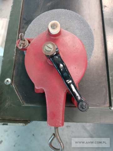 Szlifierki - pakiet zawierający 4 szt., w tym: szlifierka ręczna dwuprzekładniowa fi 100x20 - 1 szt., szlifierka ręczna ze ściernicą - 1 szt., szlifierka ręczna stołowa - 1 szt., szlifierka stołowa z napędem ręcznym PWSC-B - 1 szt. 