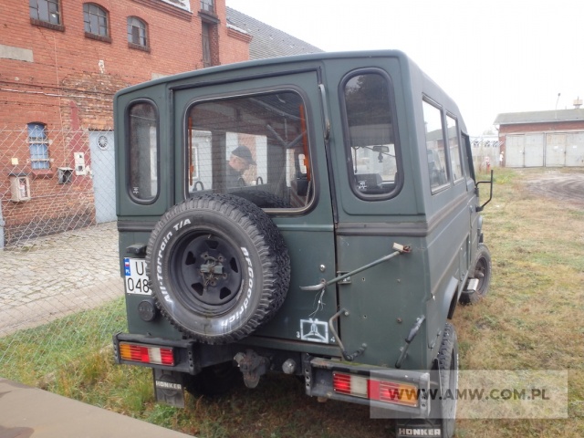 Samochód ciężarowo-osobowy wysokiej mobilności HONKER 2324 
