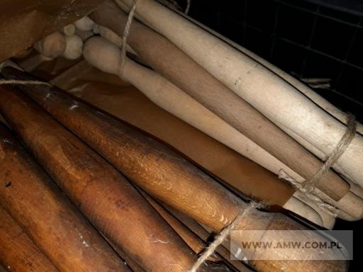 Trzonek do łopatki piechoty (długość 380 mm) - pakiet zawierający 1 339 szt. 