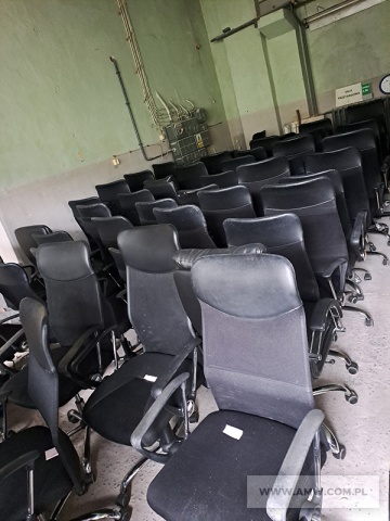 Krzesła biurowe obrotowe – pakiet zawierający 98 szt. (wg oddzielnego wykazu) 