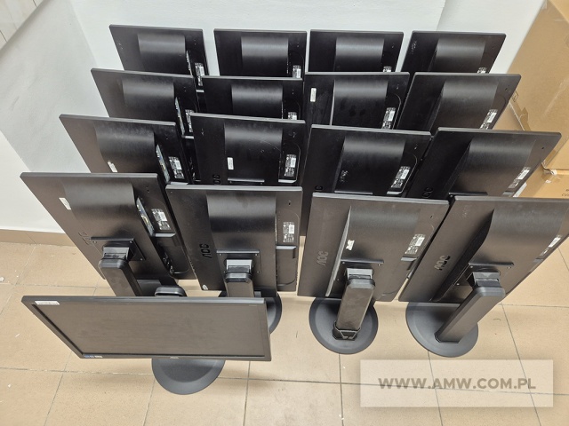 Sprzęt komputerowy (16 szt.) – pakiet zawierający 2 poz. asort. (wg oddzielnego wykazu), w tym: komputer AIO DELL OPTIPLEX 7450 (bez dysków twardych) – 1 szt., monitor AOC I2360PHU - 15 szt. 