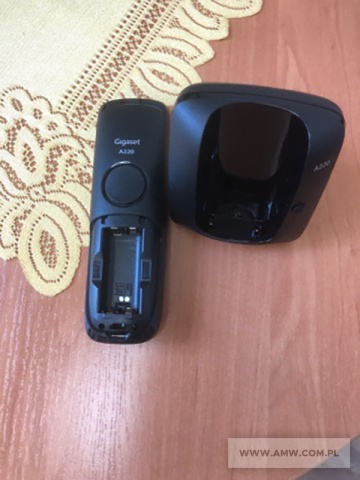 Sprzęt AGD i RTV (44 szt.) - pakiet zawierający 44 poz. asort., w tym: pralka WHIRLPOOL – 1 szt., suszarka WHIRLPOOL – 1 szt., lodówko-zamrażalka – 1 szt., aparat telefoniczny (różne modele) - 41 szt. 