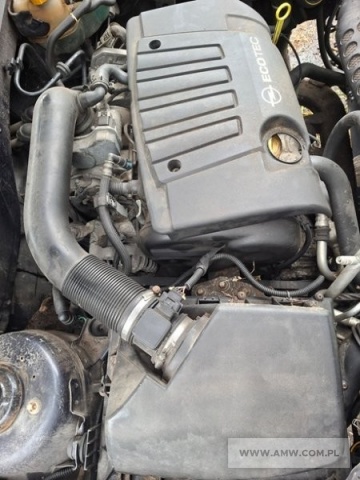 Samochód osobowy OPEL VECTRA II 1.8 (po wypadku) 