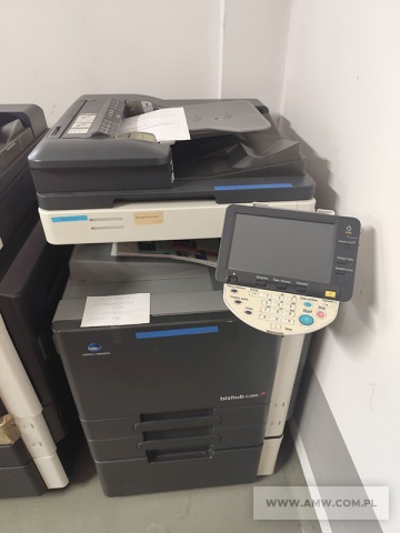 Sprzęt informatyczny - pakiet zawierający 21 poz. asort. (wg oddzielnego wykazu), w tym m.in: notebooki, komputery, urządzenia wielofunkcyjne (sprzęt bez dysków twardych) itp. 